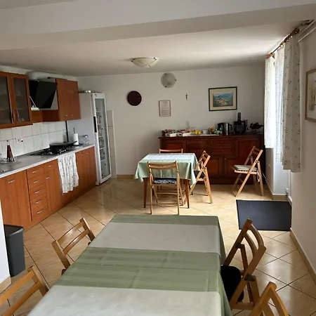 Nočitev z zajtrkom Karla's House Dobje pri Planini