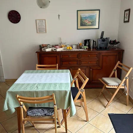 Alojamento de Acomodação e Pequeno-almoço Karla's House *