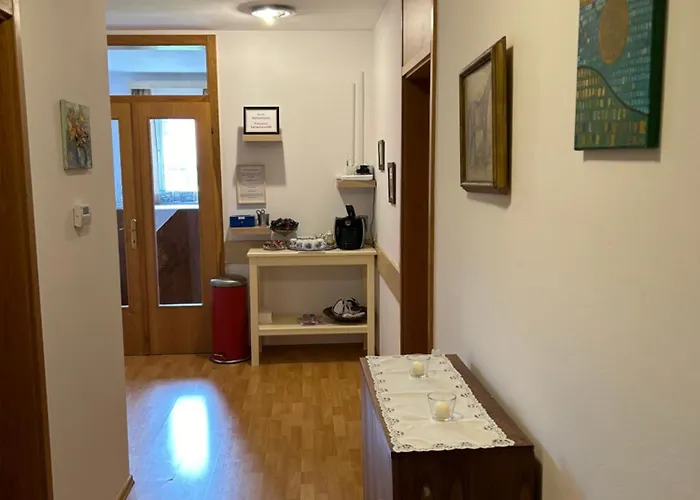 Karla's House فندق مبيت وإفطار Dobje pri Planini