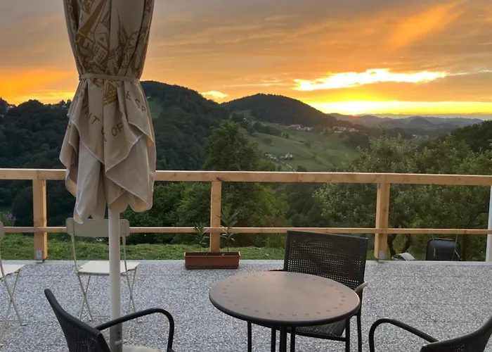 Karla's House 3* Dobje pri Planini